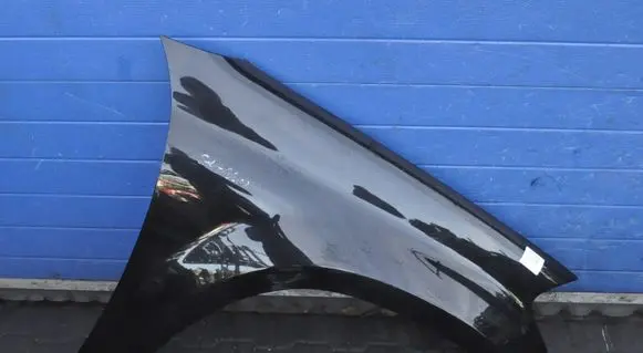 Mercedes-Benz GL X164 Front mudguard 