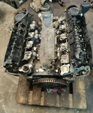 BMW 7 E65 E66 Engine 448D1 60813484
