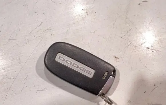 Dodge Durango III Ignition key/card 