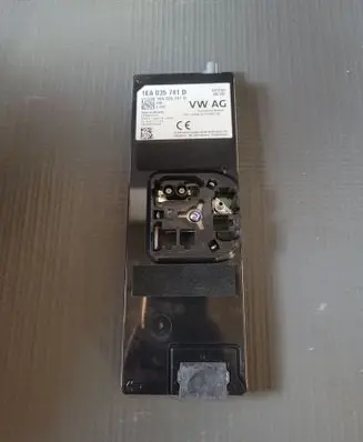Volkswagen ID.4 Antenna control unit 1EA035741D