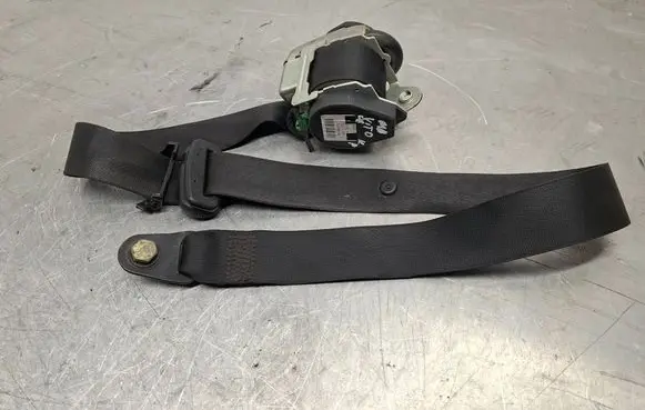 Mercedes-Benz Vito Viano W639 Front seatbelt 6398600085 601384100