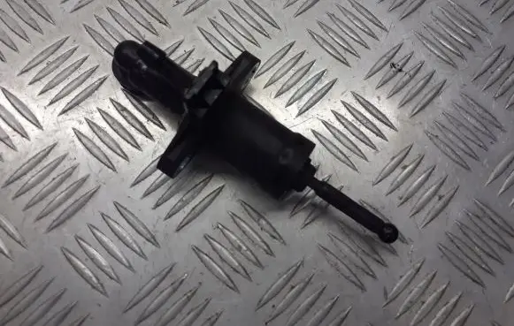Seat Ibiza III (6L) Clutch release bearing slave cylinder 