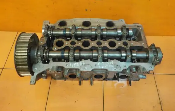 Land Rover Range Rover L405 Engine head PM9X2Q6C064DA