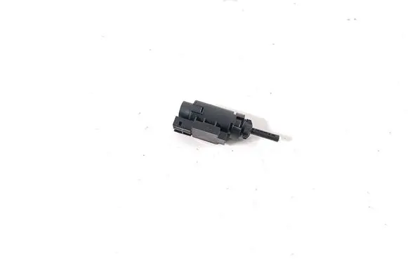 Opel Astra L Brake pedal sensor switch 9813503180