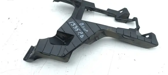 KIA Niro Front bumper mounting bracket 86526A0000