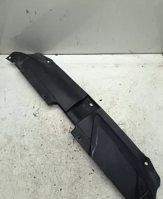 Audi A5 8T 8F Radiator trim 8T0807081A 15047