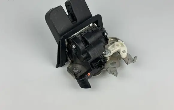 Audi Q5 SQ5 8R Tailgate/trunk/boot lock/catch/latch 8R0827505 132855106