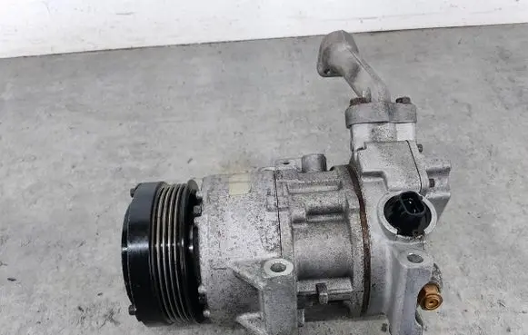 Toyota Corolla Verso E121 Air conditioning (A/C) compressor (pump) 89309NISSENS