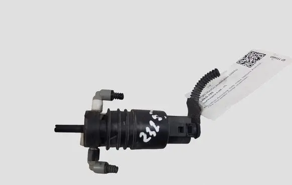 Opel Insignia A Windscreen/windshield washer pump 3240117 13250357