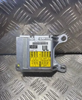 Toyota RAV 4 (XA30) Airbag control unit/module 8917042340 1503002051
