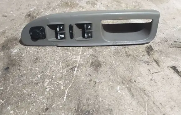 Volkswagen PASSAT B6 Electric window control switch 1K4959857