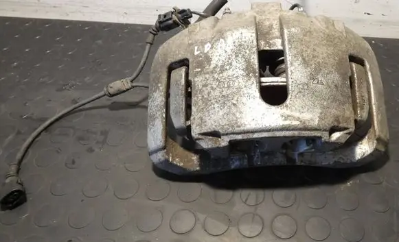 Audi A8 S8 D3 4E Front brake caliper