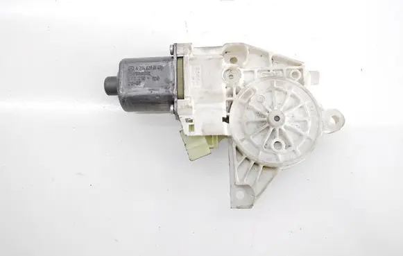 Mercedes-Benz E W212 Front door window regulator motor A2048200142 0130822503