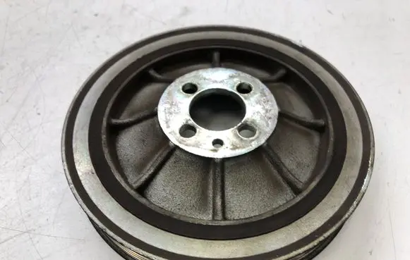 Alfa Romeo Giulietta Crankshaft pulley 55210310