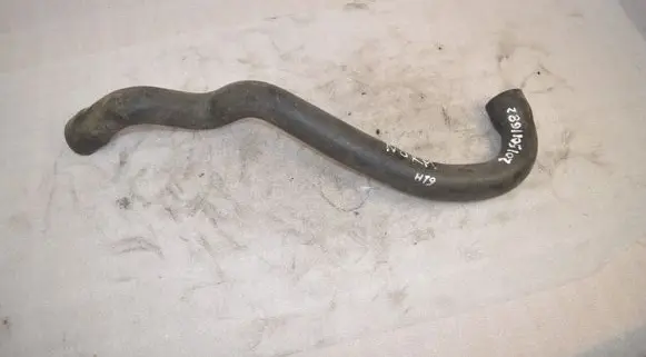 Mercedes-Benz E W210 Engine coolant pipe/hose 2105011682