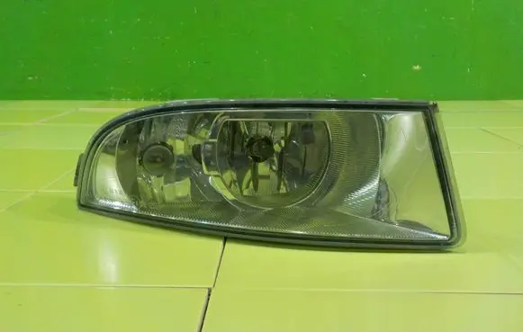 Skoda Octavia Mk2 (1Z) Front fog light 1Z0941702C ZP20