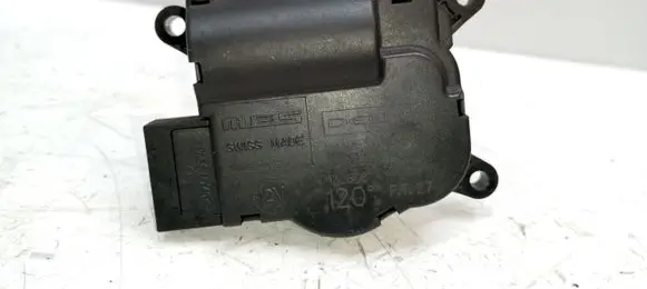 Opel Astra H Air flap motor/actuator 52406339R06 3093691 130608
