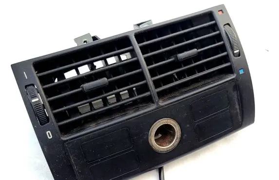 BMW X5 E53 Rear air vent grill 