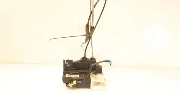 Hyundai i20 (PB PBT) Front door lock
