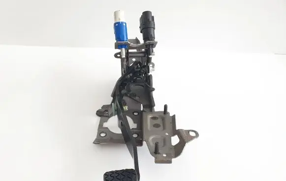Ford Transit Courier Brake pedal 16A43073