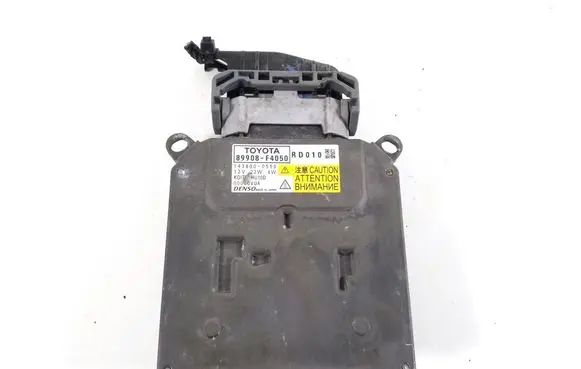Toyota C-HR I Xenon control unit/module 89908F4050