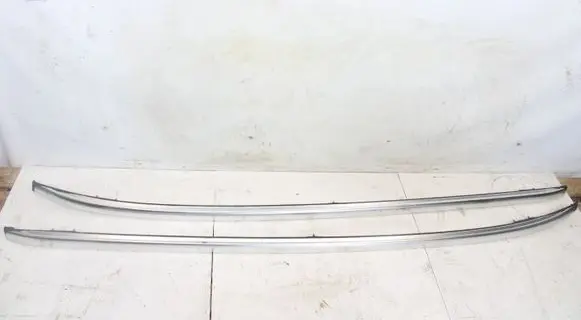 Toyota Auris E180 Roof transverse bars on the 