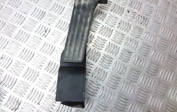 BMW 7 E65 E66 Accelerator throttle pedal