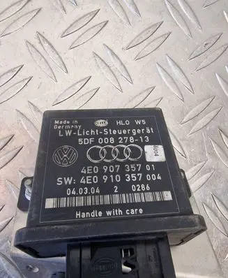 Audi A8 S8 D3 4E Light module LCM 4E0907357