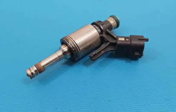 Peugeot 508 II Fuel injector 9818760580 IMPRK1559824
