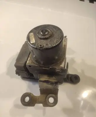 Volkswagen Golf IV ABS Pump 1C0907379D 00006063D3 10096003193