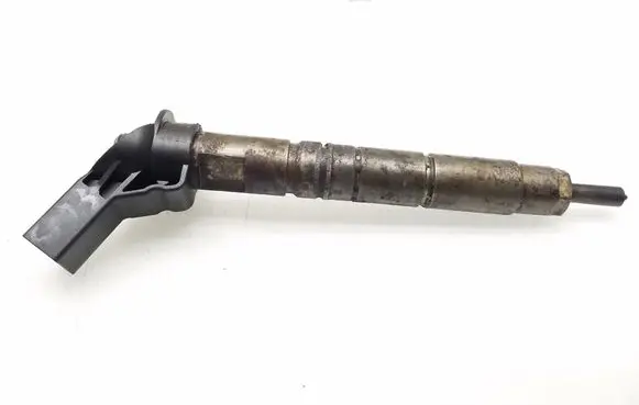 Mercedes-Benz E W212 Fuel injector A6420701187 0445116026