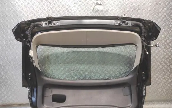 Opel Astra K Tailgate/boot lid cover trim 