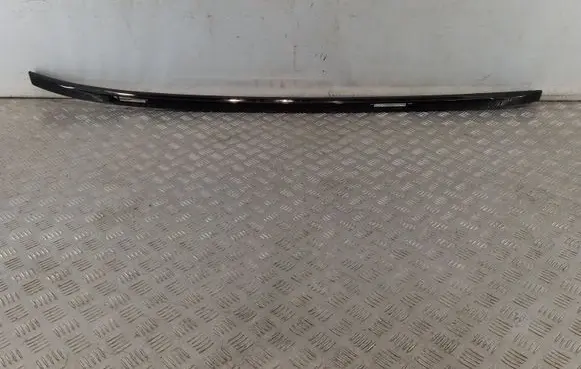 Toyota RAV 4 (XA40) Roof transverse bars on the 