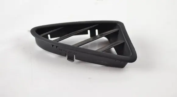 Volkswagen Golf Plus Dash center air vent grill 5M0819705A