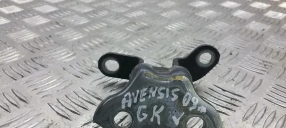 Toyota Avensis T270 Rear door upper hinge