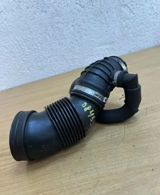 Audi A8 S8 D3 4E Air intake duct part 4E0145747D D8453