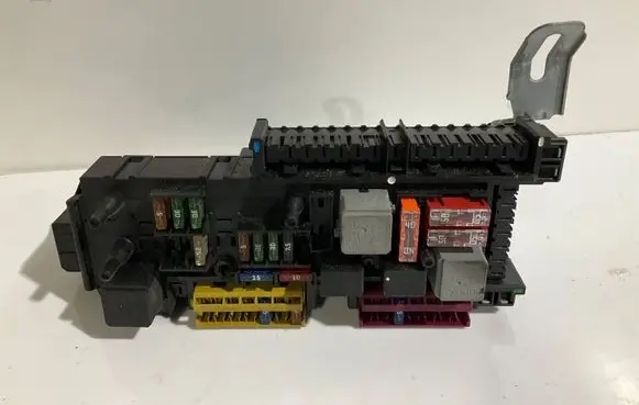 Mercedes-Benz E W212 SAM control unit 2129060005 5DK00962088