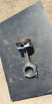 Ford Mustang VI Piston with connecting rod R086143343 11120254 08115