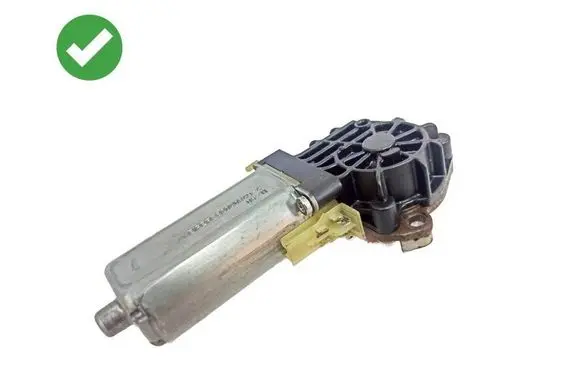 Mercedes-Benz CLS C219 Seat adjustment motor 0390203003 82040849 820408494