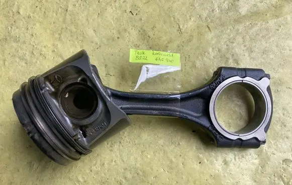 Mercedes-Benz B W245 Piston with connecting rod A6400300320 A6400300417 640940