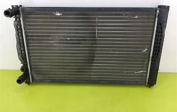 Volkswagen PASSAT B5.5 Coolant radiator 