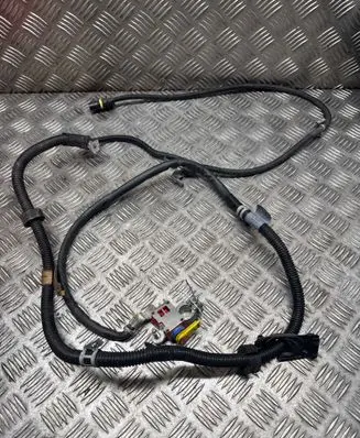 Mercedes-Benz E A207 Positive cable (battery) A2044402613
