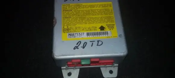 Mitsubishi Galant Airbag control unit/module mb875327 x6t37171