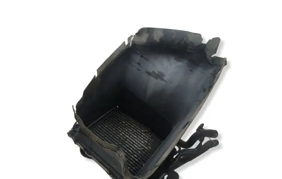 Audi Q7 4M Coolant radiator 4M0121334E 602495