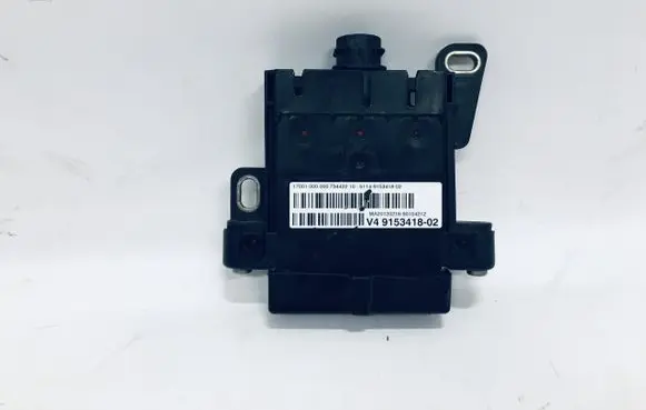 BMW 5 F10 F11 Coolant fan relay 9153418