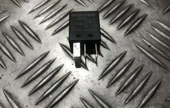 Volvo S80 Other relay 9441161 v23074