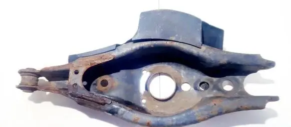 Toyota Avensis T270 Rear upper control arm/wishbone
