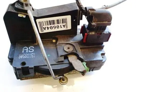 Opel Zafira A Front door lock 90561151