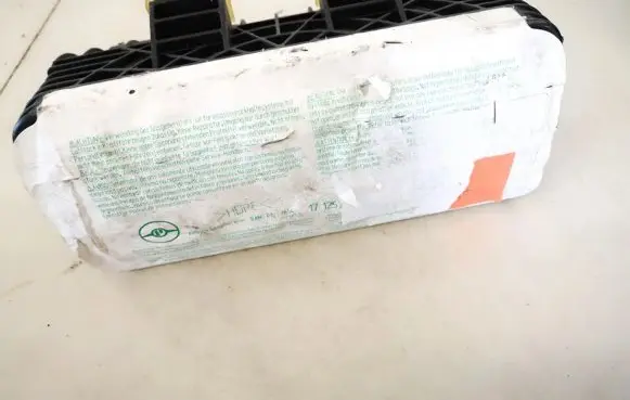 Opel Zafira A Passenger airbag 90561101 1610662