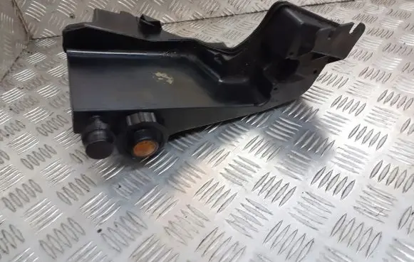 Mercedes-Benz C W203 Power steering tank cap BRAK